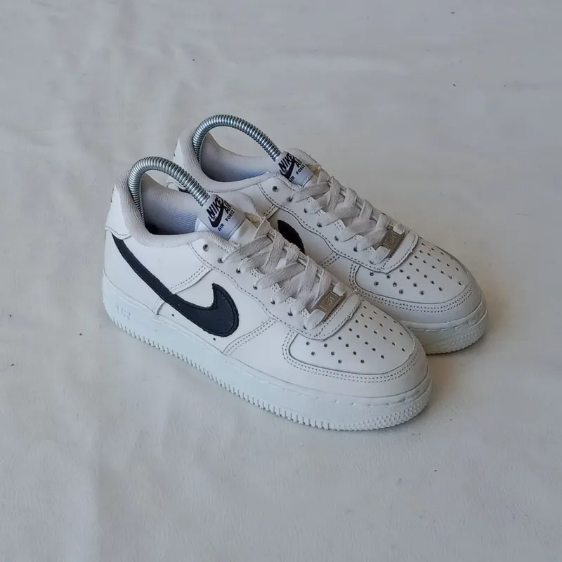 Nike Air Jordan Streetwear Casual Sneakers Wanita white photo 1