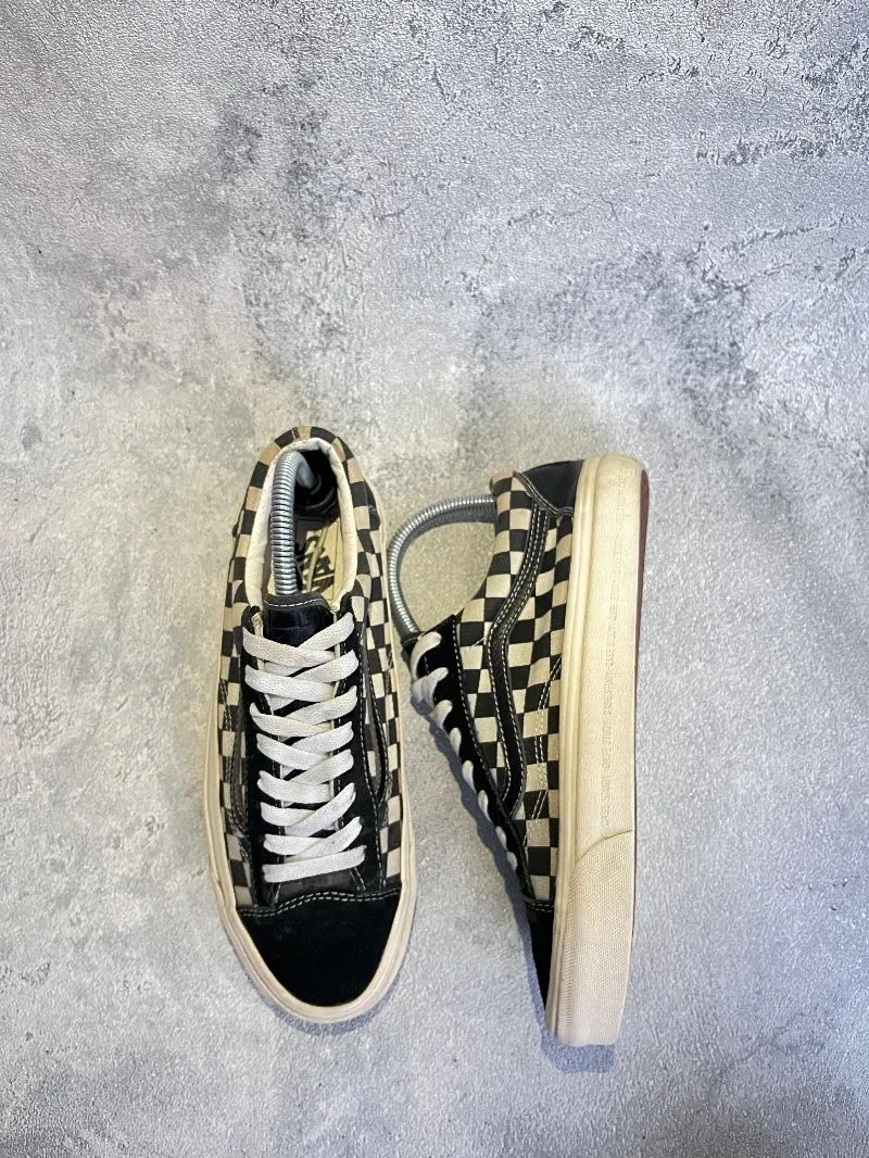 Vans  photo 1