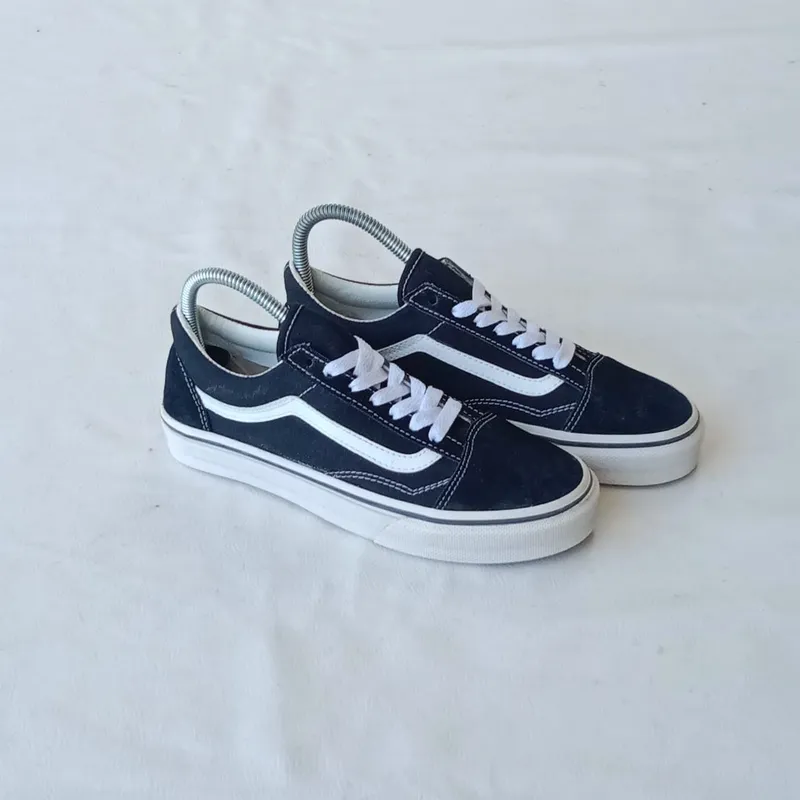 VANS Streetwear Skater Sneakers Pria black photo 1