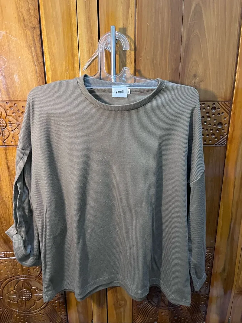 BAJU LENGAN BOLONG photo 1