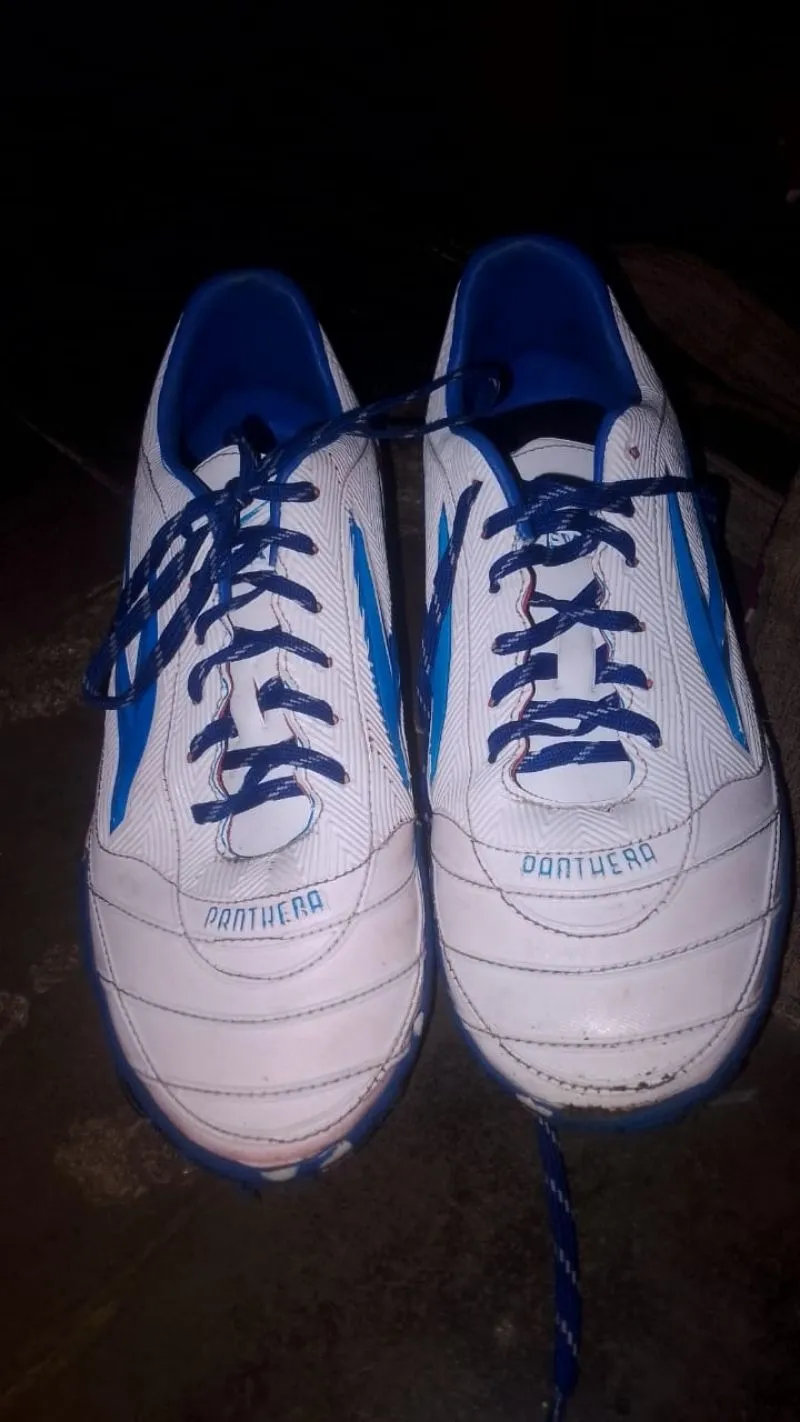 sepatu futsal photo 1