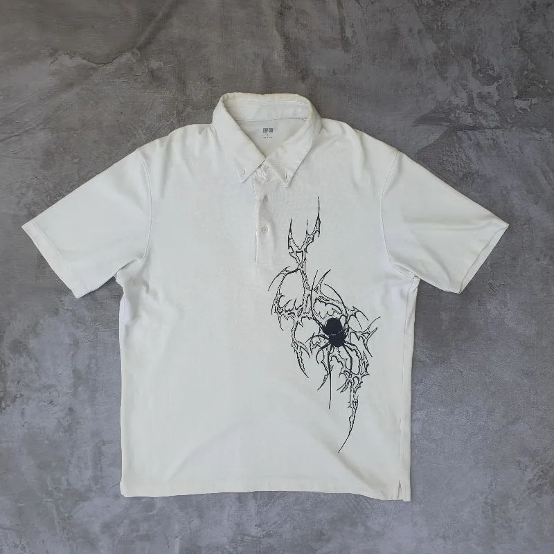 1on1 UNIQLO  GENEI RYODAN X CYBERSIGILISM White Polo Shirt photo 1