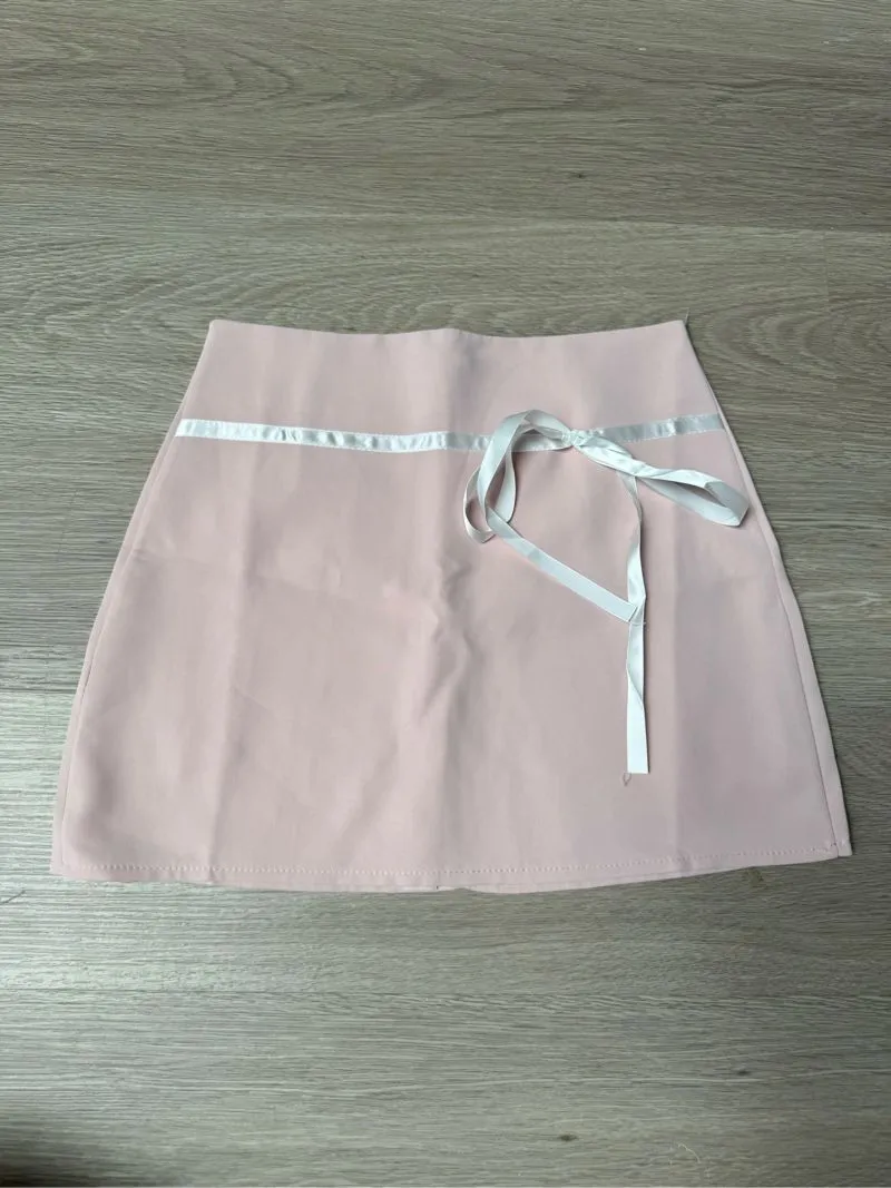 pink skirt photo 1