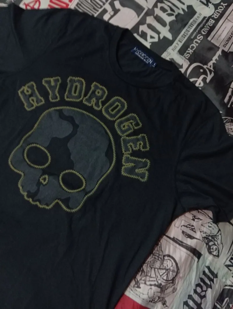 T-shirt hydrogen photo 1