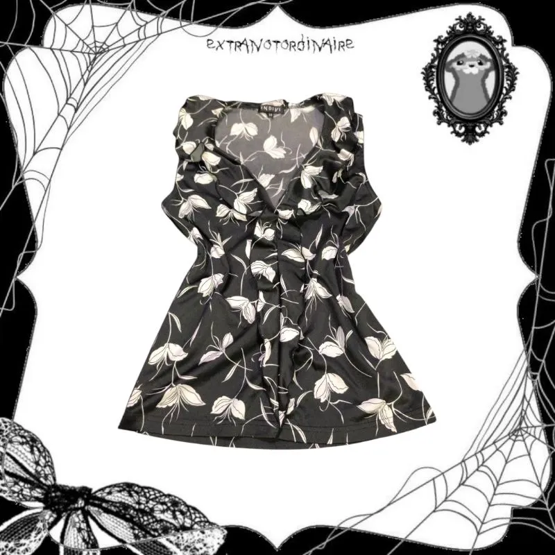 Y2K Floral Sleeveless Top photo 1