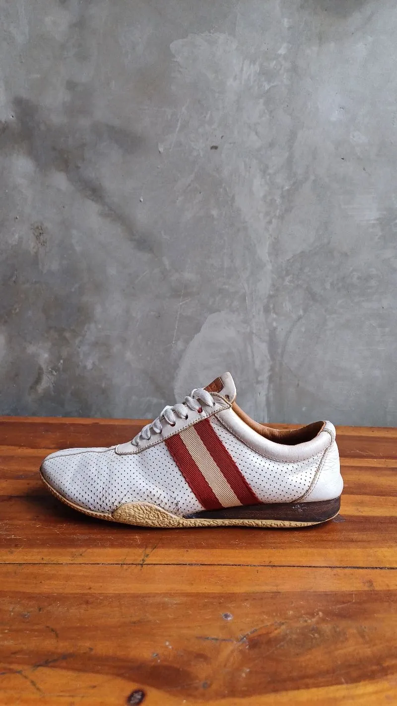 BALLY Perforated Leather Sneakers Mens photo 1