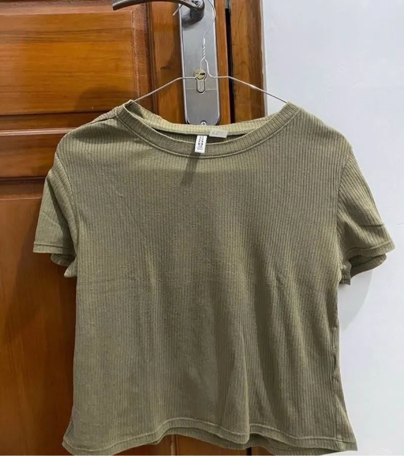 CROP TOP HM photo 1