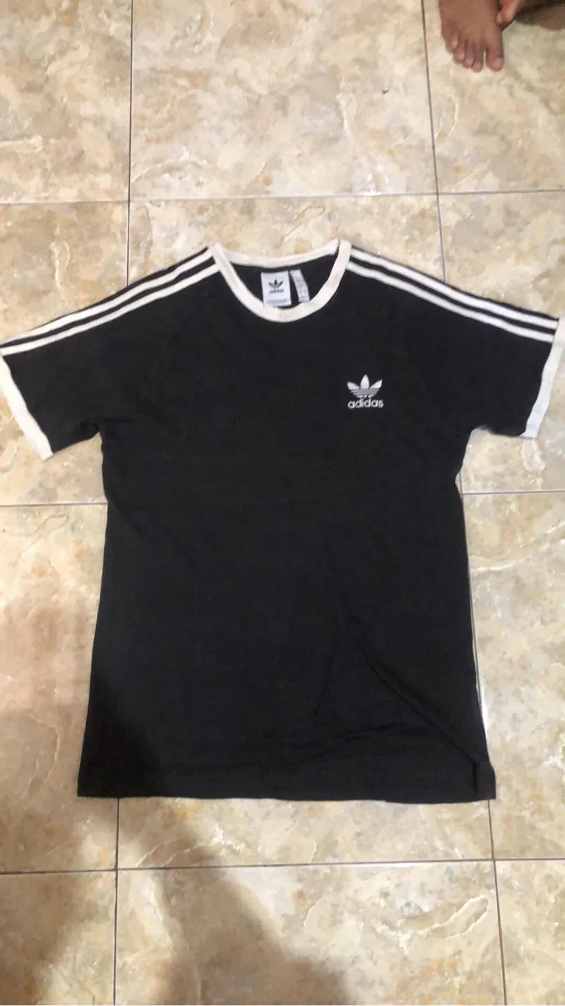 Adidas Ringer tee photo 1
