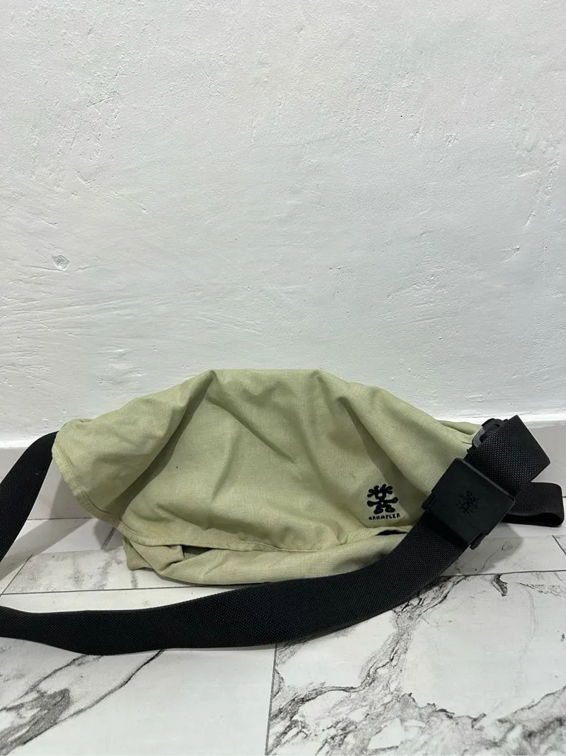Tas Crumpler The Weenie Slingbag Tas Selempang photo 1