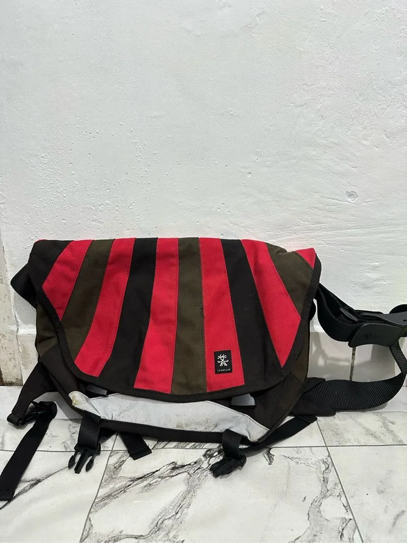 Tas Crumpler Burney Rustle Blanket Slingbag Tas Selempang photo 1