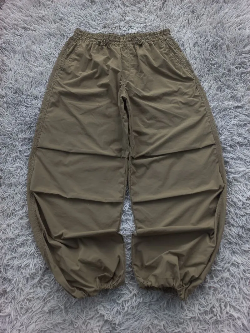 Uniqlo Super Wide Balloon Baggy Pants Parachute photo 1