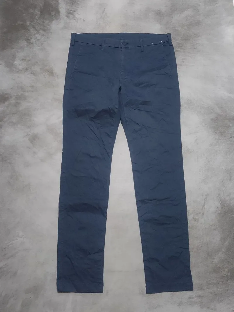 chinos uniqlo sz 33 biru photo 1