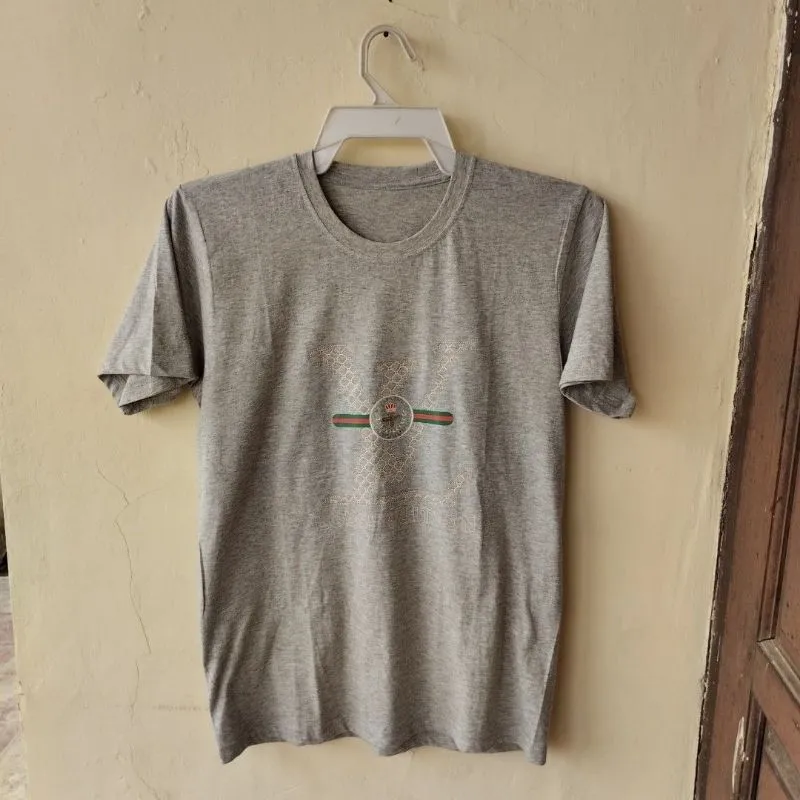 T-shirt Louisi Vuitton Original  photo 1
