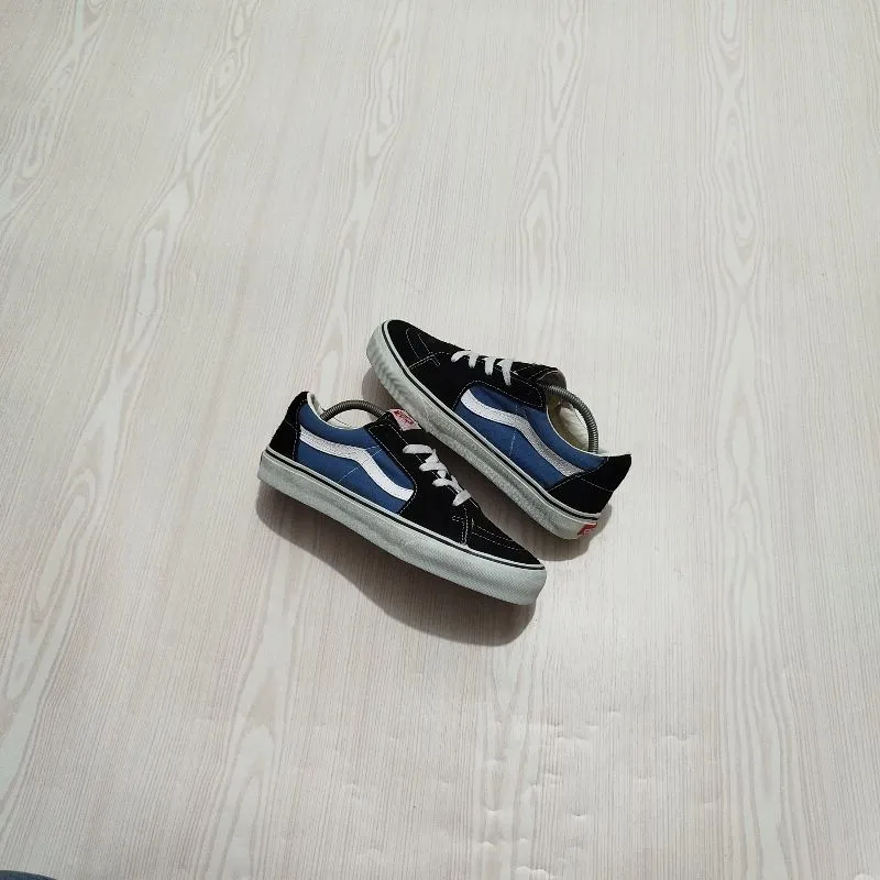 Vans sk8 low navy with classic