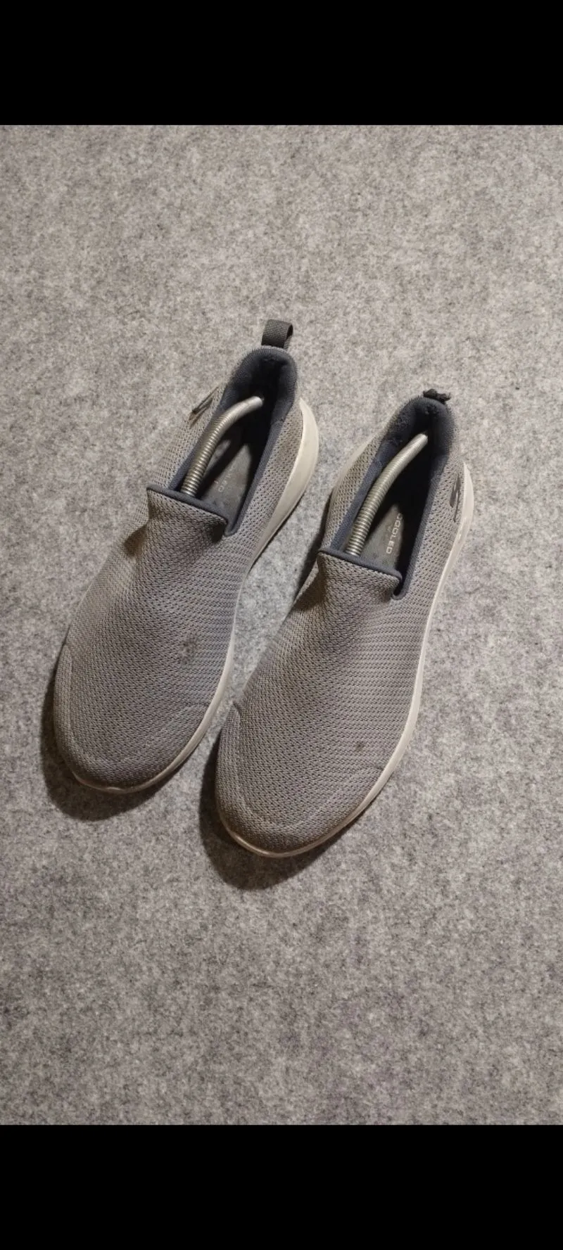 SEPATU SKECHERS photo 1