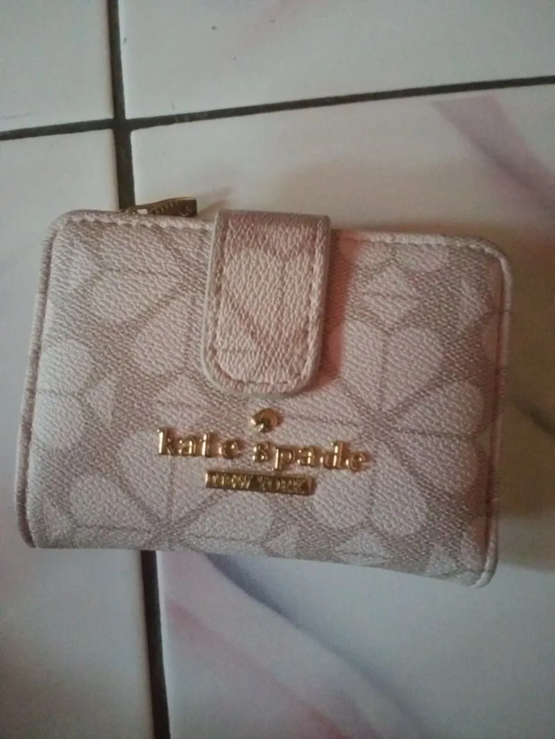 Kate spade wallet photo 1