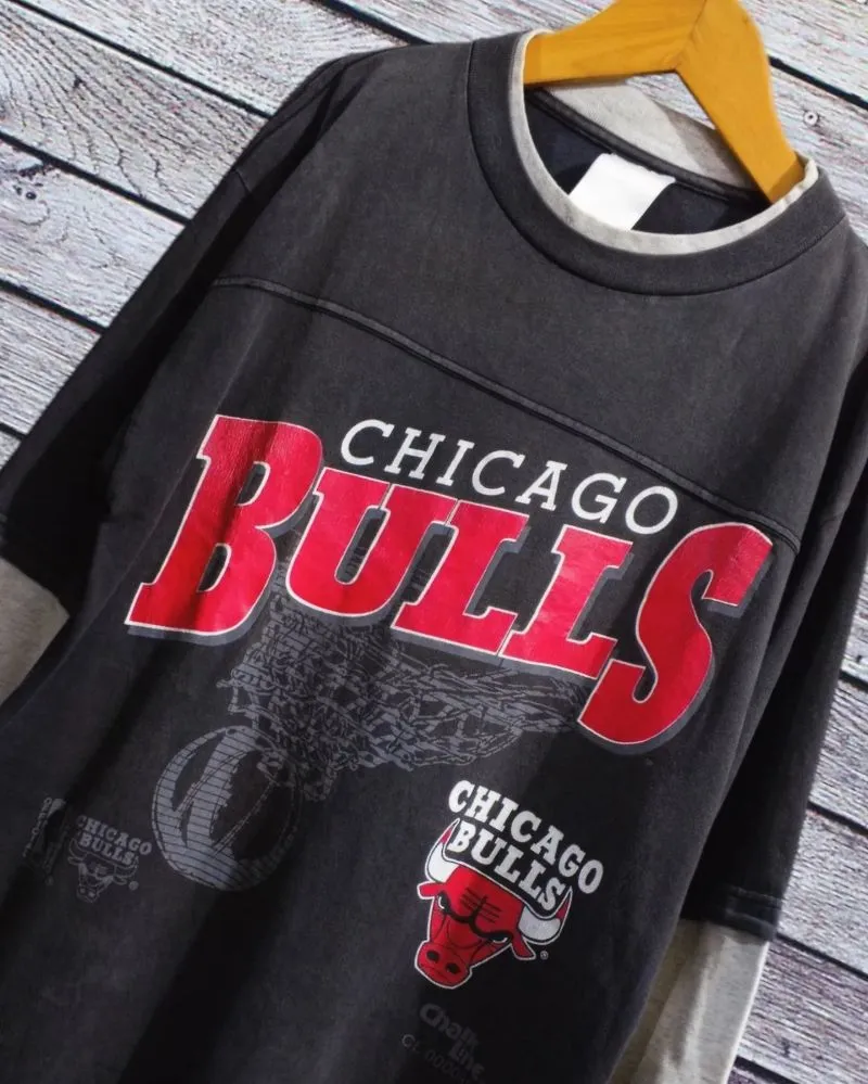 "90s Chalk Line NBA Official License Product Chicago Bulls"  photo 1
