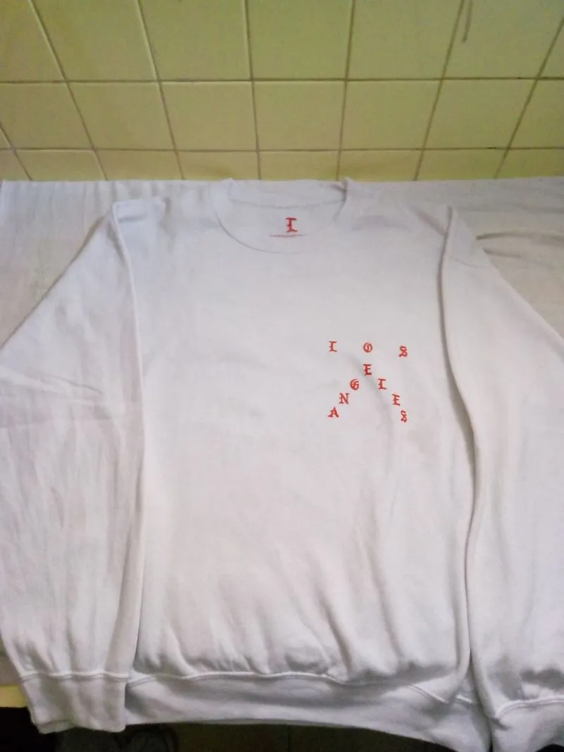 Kanye west sweater No Parties In La photo 1