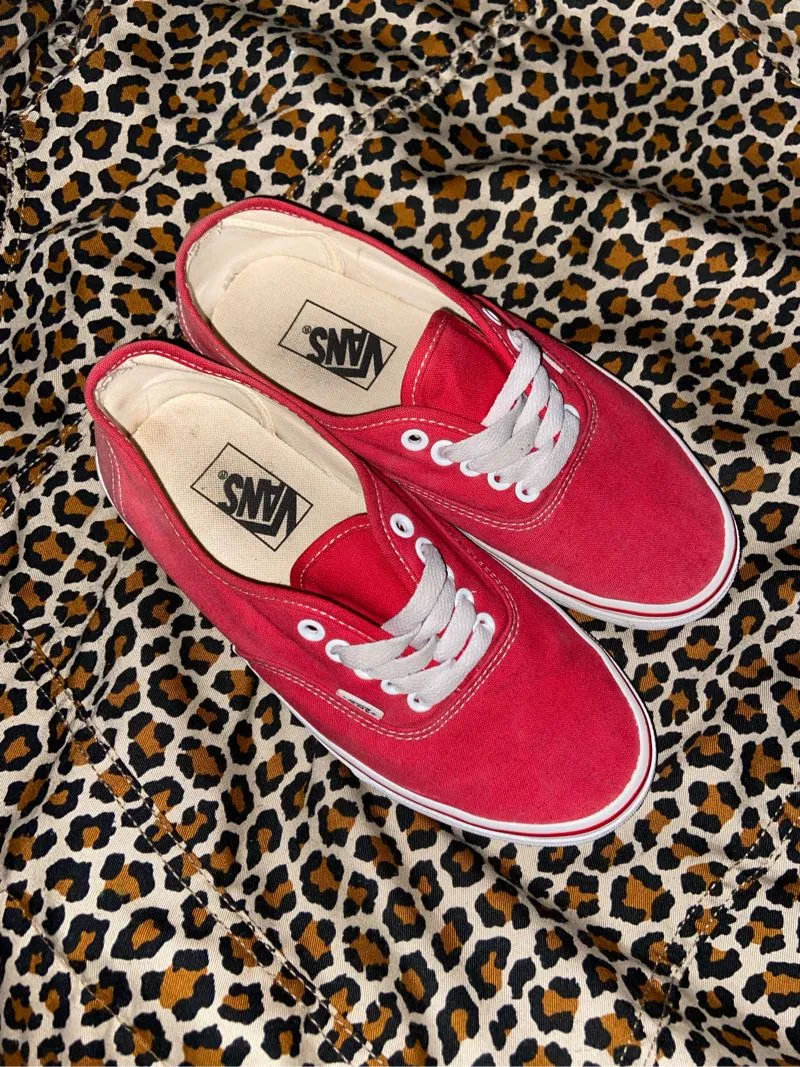 vans authentic photo 1