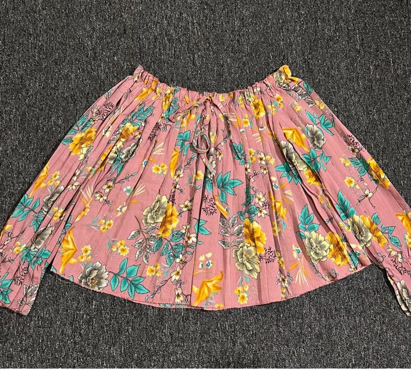 Pleated floral top sabrina flower top sabrina top blouse sab photo 1
