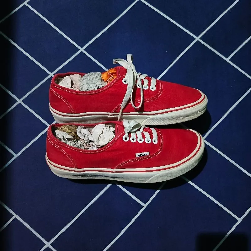 VANS AUTHENTIC RED CHILI 🌶 Preloved