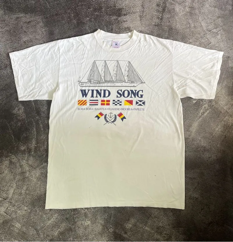 Kaos vintage art photo 1
