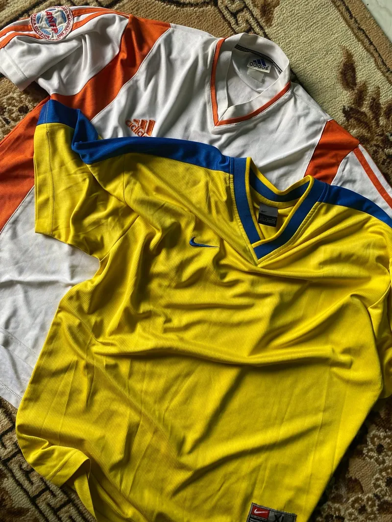 Vintage Jersey Pria yellow photo 1