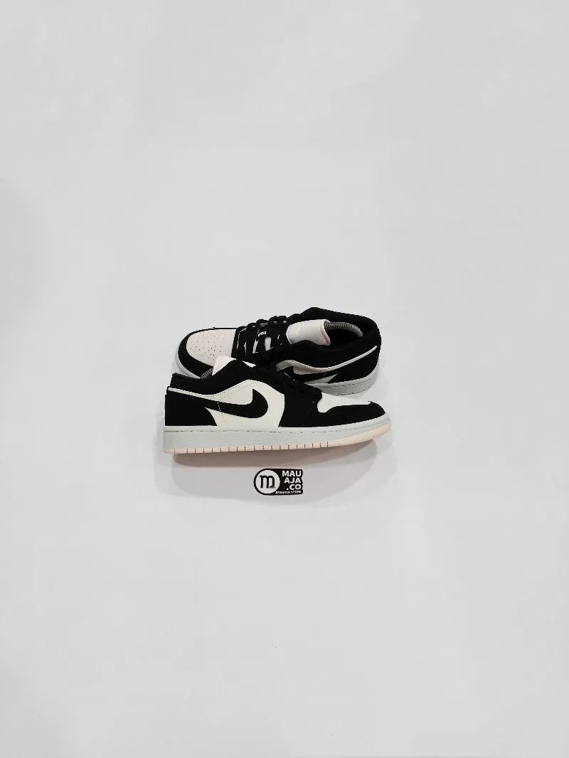 Air Jordan 1 Low Black Guava Ice photo 1