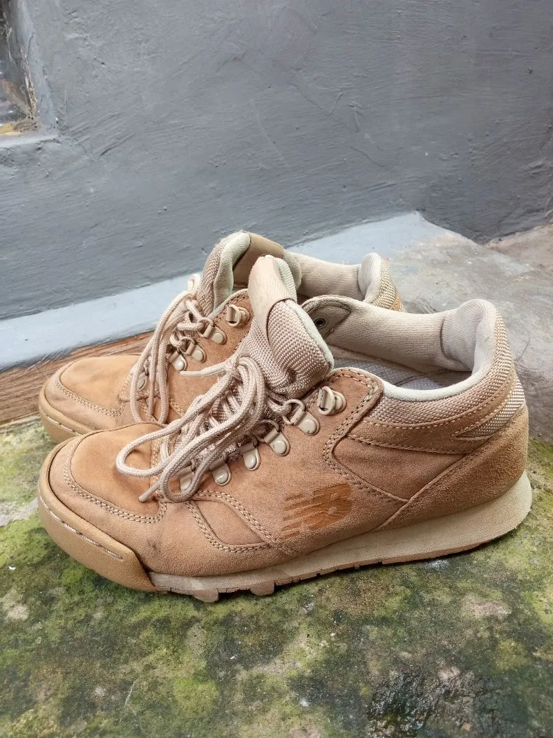 Hiking Trail New Balance 710 Herren Rosa Sepatu New Balance 710