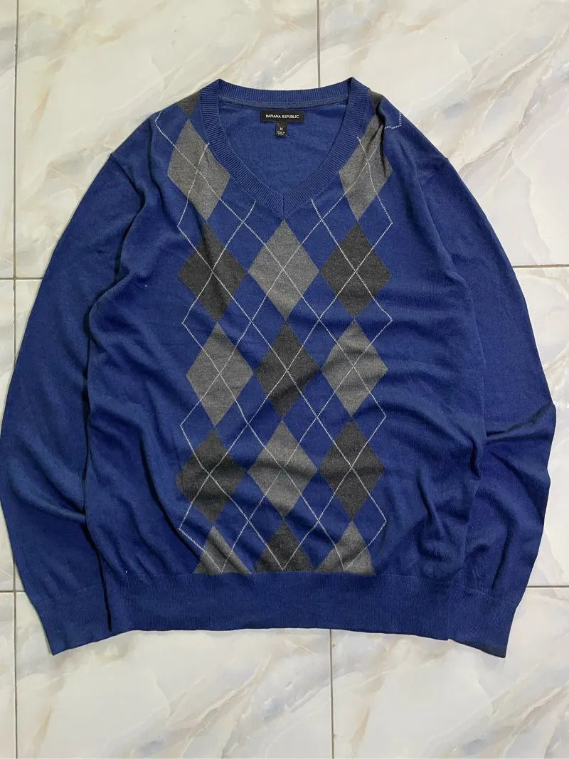 knitwear v neck photo 1