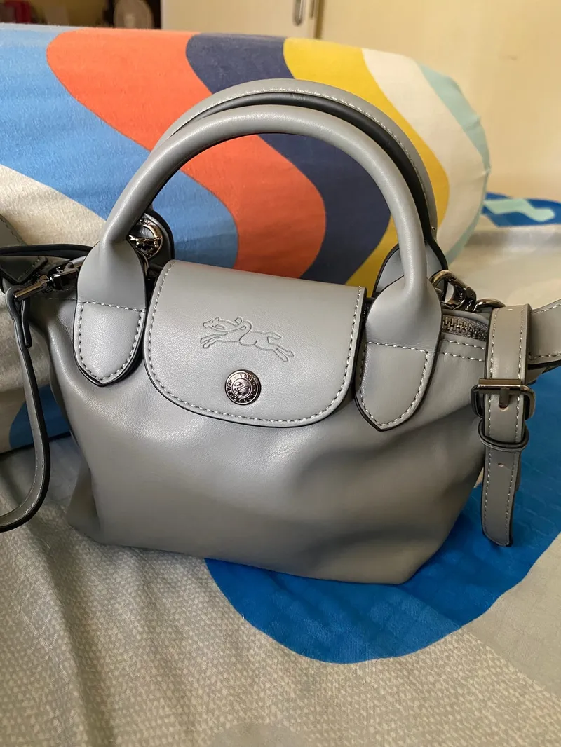 Longchamp Minimalist Casual Crossbody Bag Wanita gray photo 1