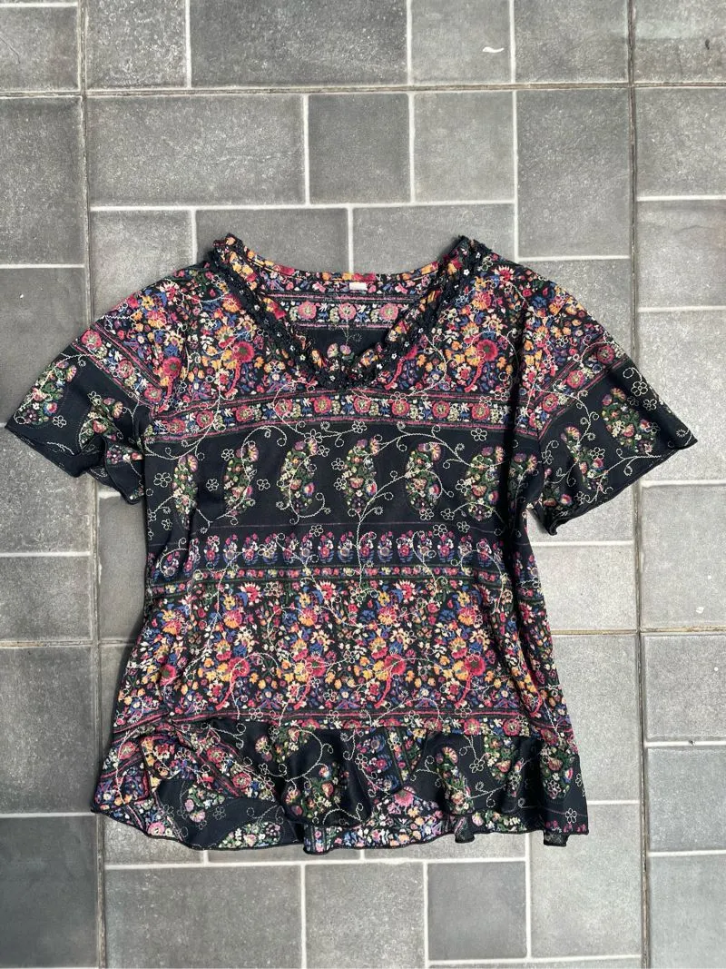 baju bunga photo 1