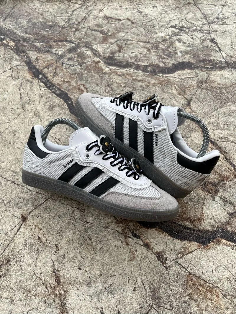 ADIDAS SAMBA OG LACE FLOWER WHITE BALLET GUM photo 1