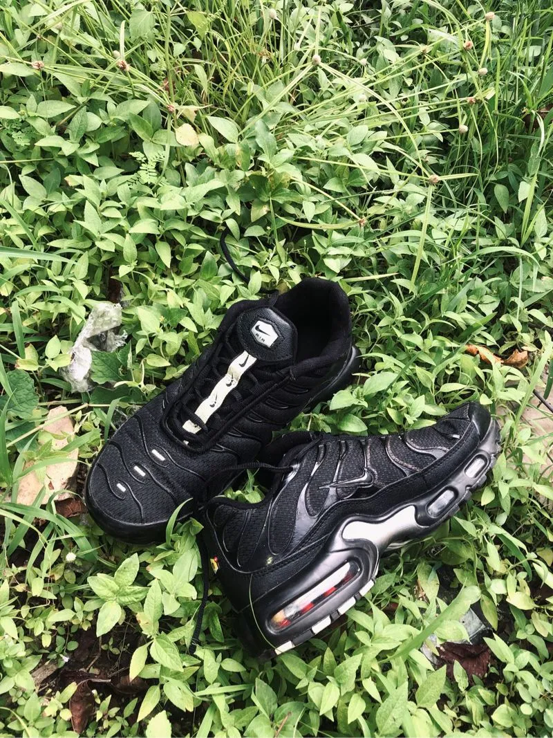 NIKE TN photo 1