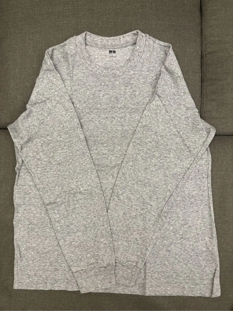 uniqlo longsleeve tshirt photo 1