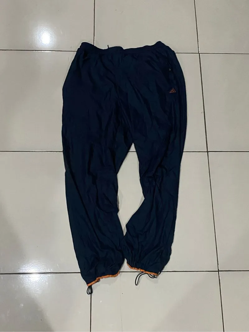 Celana parasut Adidas photo 1