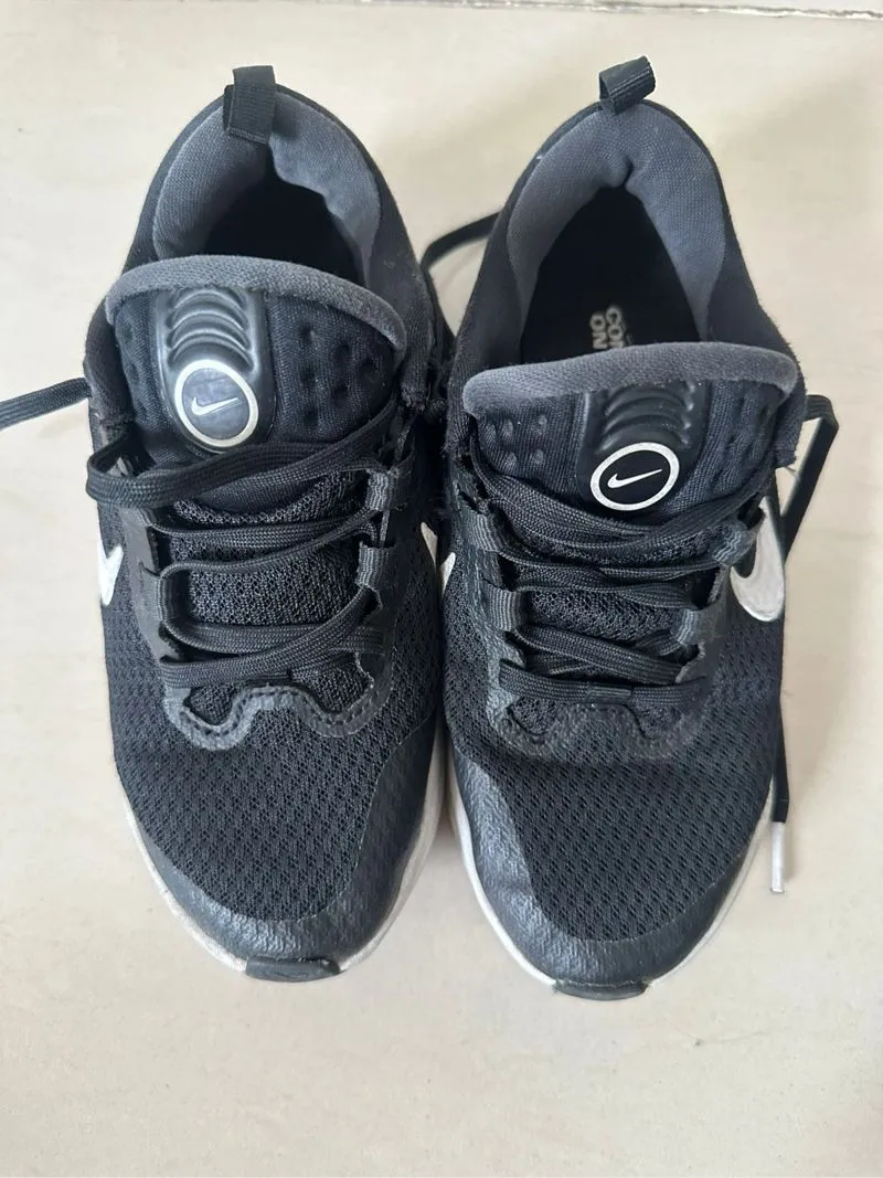 PRELOVED sepatu anak nike infinity flow kids running size 1, photo 1
