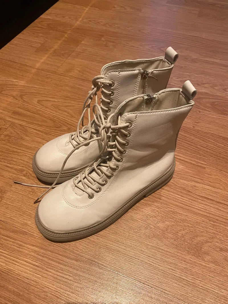 Lolita Casual Boots Wanita white tan photo 1