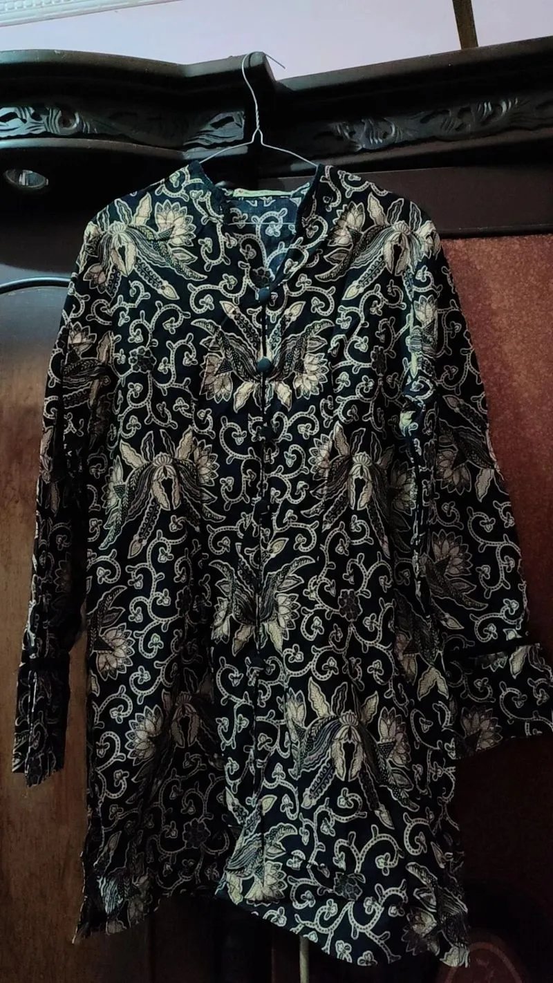 Baju batik photo 1