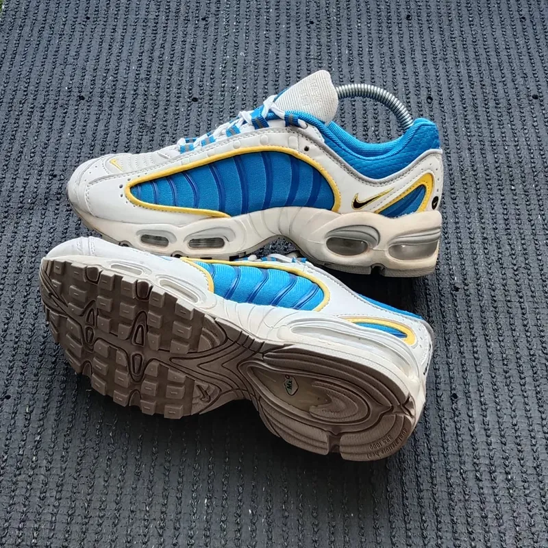Nike Streetwear Sportswear Sneakers Pria white blue photo 1