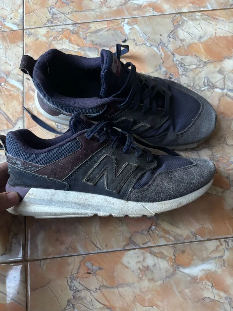 new balance mens 005 v1 sneaker photo 1
