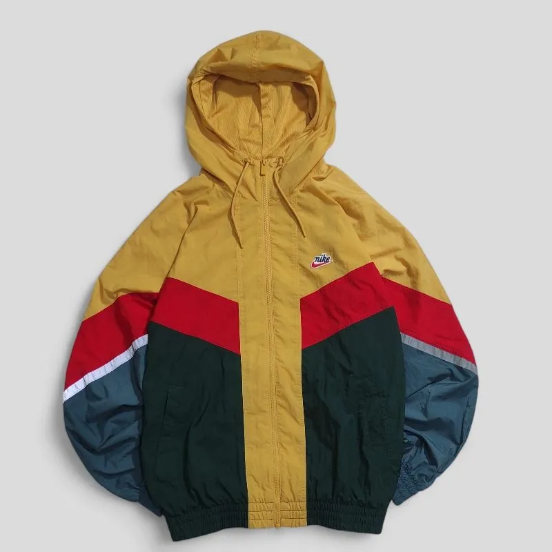 Essentials nike vintage nilon jacket photo 1