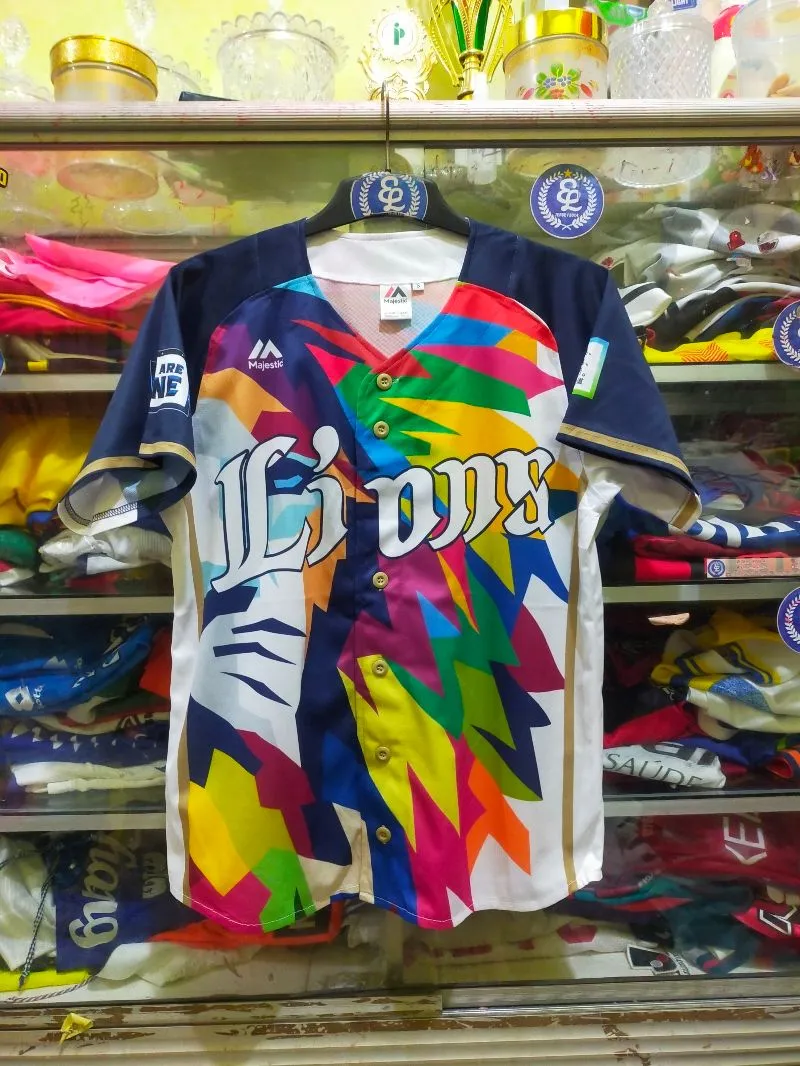Jersey baseball Lions Saitama Seibu 2022

Original  photo 1
