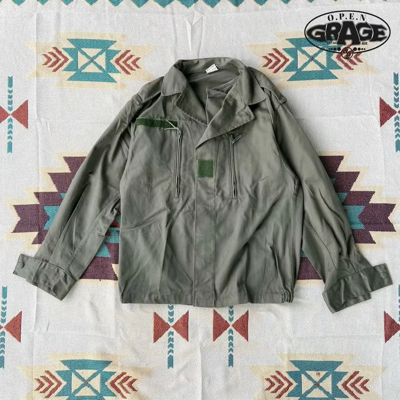 Grunge Windbreaker Pria green photo 1