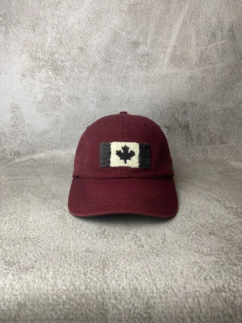 Topi Roots Canada towel flag photo 1