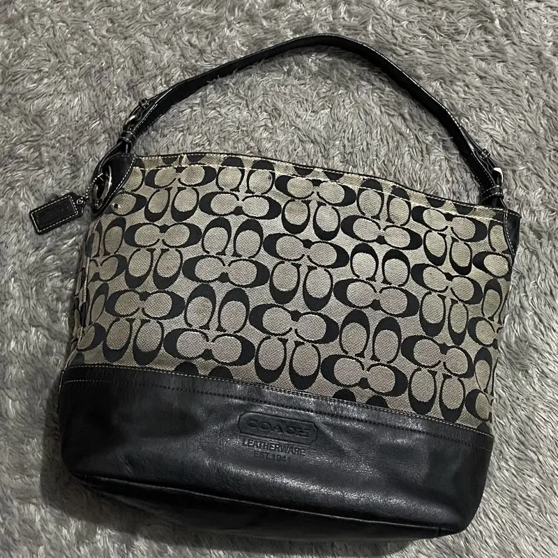 Shoulder Bag Coach Signature photo 1