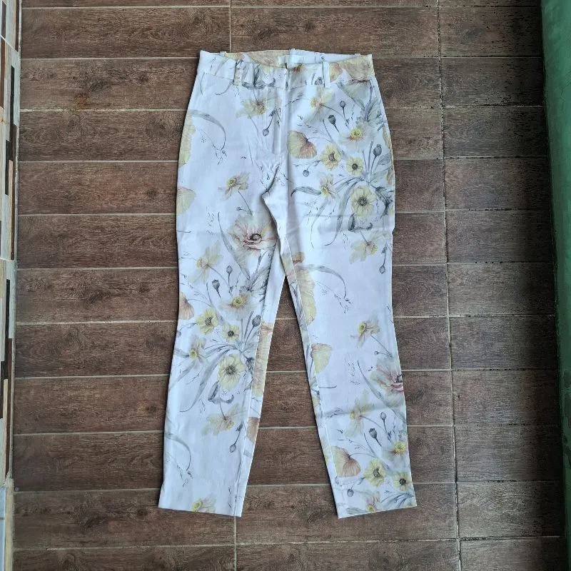 H&m pants photo 1