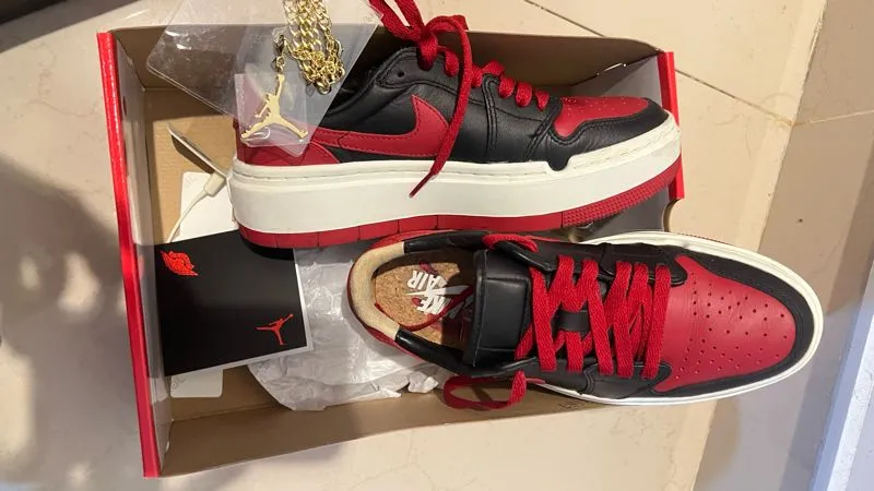 Nike air jordan  lv1 photo 1