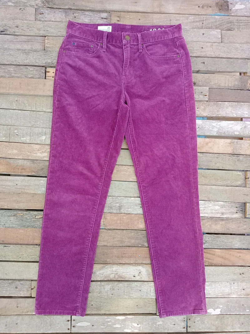GAP Streetwear Y2K Wanita burgundy photo 1