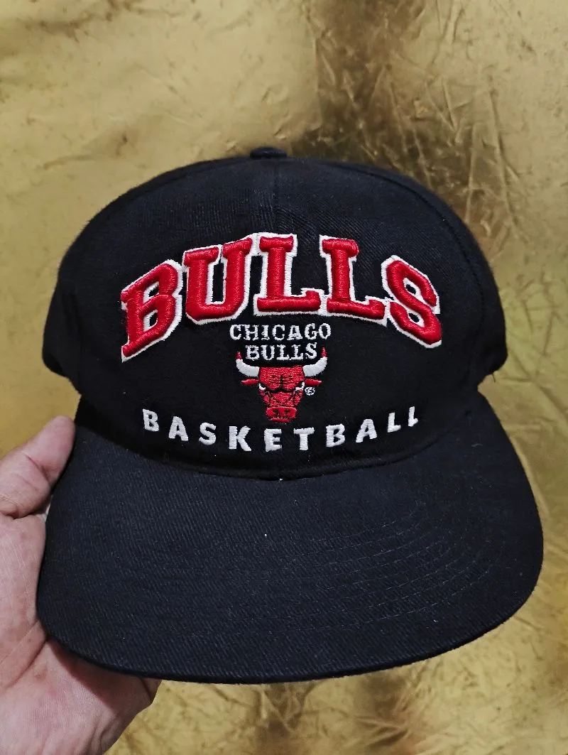 Topi Snapback Vintage Chicago Bulls by Supersport  photo 1